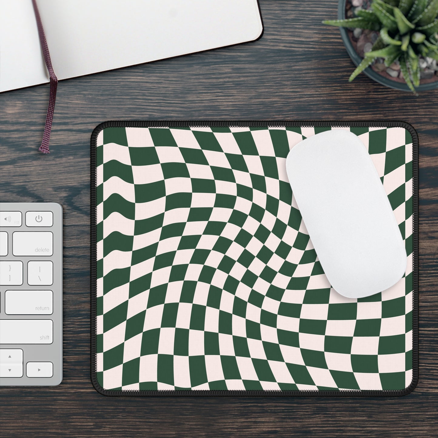 Forest Green Wavy Checkerboard Mouse Pad 9 x 7