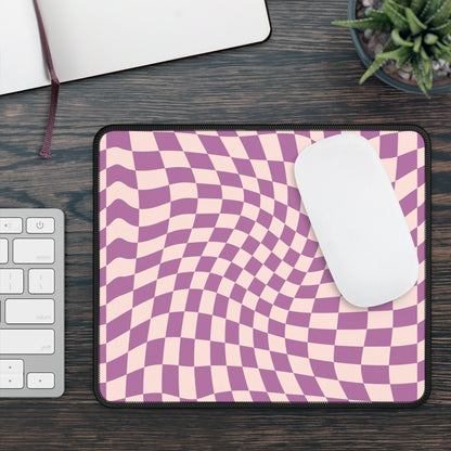 Trendy Wavy Purple Pink Checkerboard Non Slip Gaming Mouse Pad